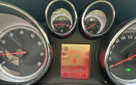 Opel Astra J, 2010 год, 690 000 рублей, 9 фотография