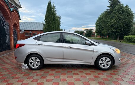 Hyundai Solaris II рестайлинг, 2015 год, 800 000 рублей, 6 фотография