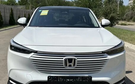 Honda Vezel, 2023 год, 2 730 000 рублей, 2 фотография