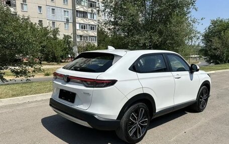 Honda Vezel, 2023 год, 2 730 000 рублей, 6 фотография