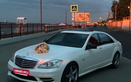 Mercedes-Benz S-Класс, 2012 год, 1 700 000 рублей, 2 фотография