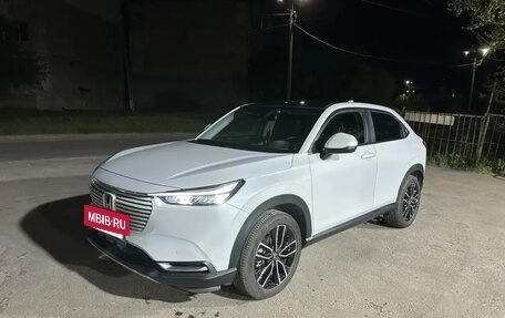 Honda Vezel, 2023 год, 2 730 000 рублей, 9 фотография