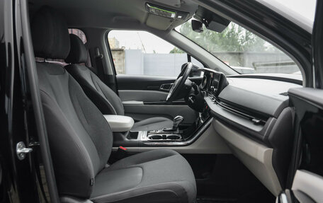 KIA Carnival, 2021 год, 3 199 000 рублей, 23 фотография
