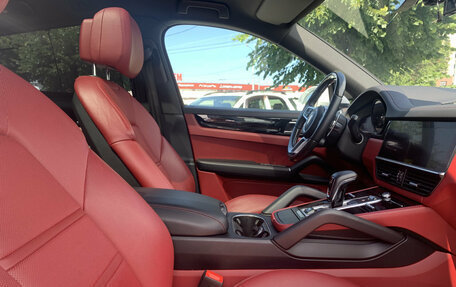 Porsche Cayenne III, 2021 год, 10 700 000 рублей, 15 фотография