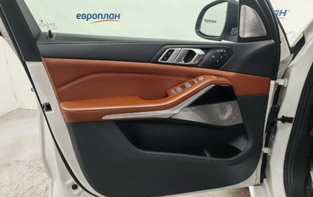 BMW X7, 2022 год, 13 950 000 рублей, 9 фотография