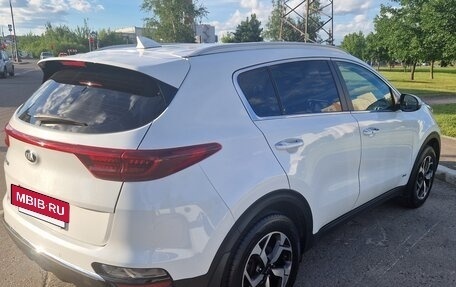 KIA Sportage IV рестайлинг, 2019 год, 2 350 000 рублей, 6 фотография