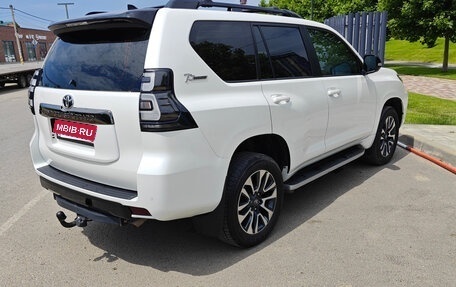 Toyota Land Cruiser Prado 150 рестайлинг 2, 2022 год, 8 500 000 рублей, 9 фотография