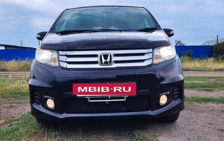 Honda Freed I, 2012 год, 1 450 000 рублей, 5 фотография