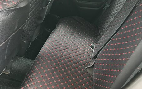 Pontiac Vibe II, 2004 год, 415 000 рублей, 10 фотография