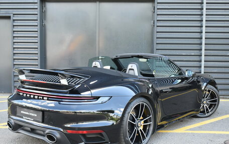 Porsche 911, 2021 год, 26 990 000 рублей, 3 фотография
