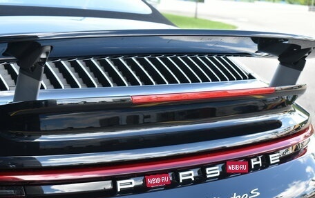 Porsche 911, 2021 год, 26 990 000 рублей, 9 фотография