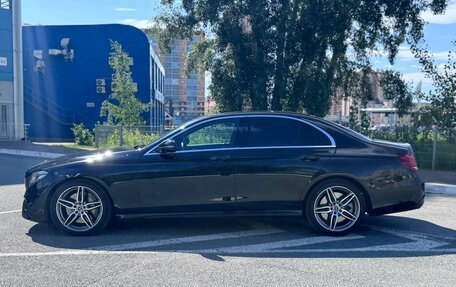Mercedes-Benz E-Класс, 2019 год, 4 950 000 рублей, 2 фотография