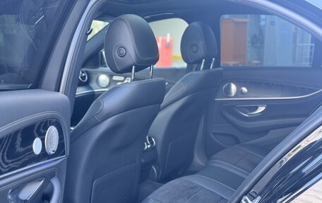 Mercedes-Benz E-Класс, 2019 год, 4 950 000 рублей, 14 фотография