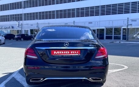 Mercedes-Benz E-Класс, 2019 год, 4 950 000 рублей, 4 фотография