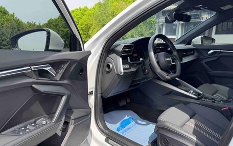 Audi A3, 2022 год, 2 300 000 рублей, 10 фотография