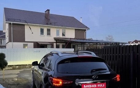 Infiniti QX70, 2013 год, 1 699 000 рублей, 5 фотография