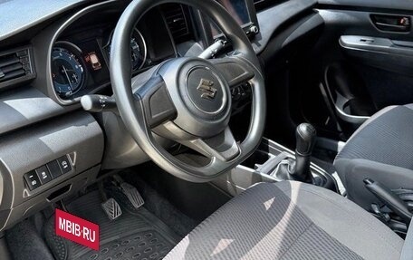 Suzuki Ertiga II, 2023 год, 1 800 000 рублей, 6 фотография