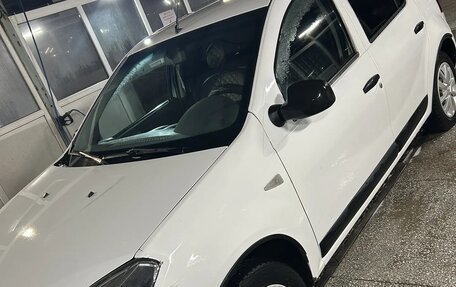 Renault Sandero I, 2011 год, 325 000 рублей, 1 фотография