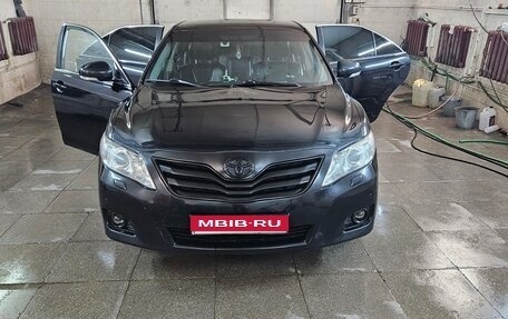 Toyota Camry, 2010 год, 1 300 000 рублей, 1 фотография