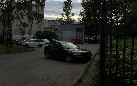 BMW 3 серия, 1998 год, 650 000 рублей, 3 фотография