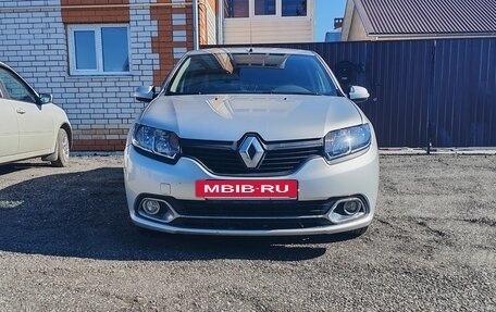 Renault Logan II, 2014 год, 570 000 рублей, 2 фотография