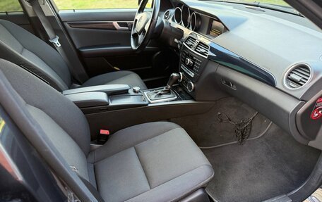 Mercedes-Benz C-Класс, 2012 год, 1 160 000 рублей, 16 фотография