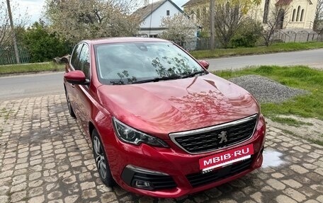 Peugeot 308 II, 2019 год, 1 750 000 рублей, 2 фотография