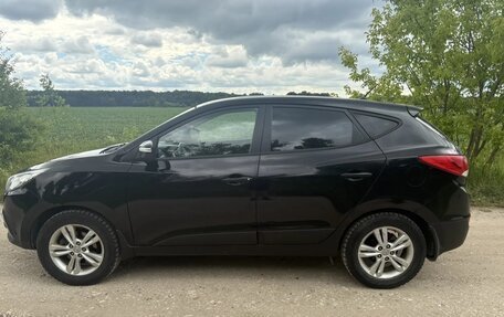 Hyundai ix35 I рестайлинг, 2011 год, 900 000 рублей, 10 фотография