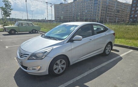 Hyundai Solaris II рестайлинг, 2016 год, 850 000 рублей, 5 фотография