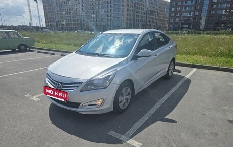 Hyundai Solaris II рестайлинг, 2016 год, 850 000 рублей, 4 фотография