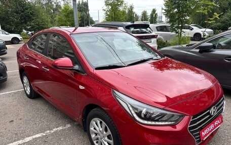 Hyundai Solaris II рестайлинг, 2017 год, 1 050 000 рублей, 2 фотография