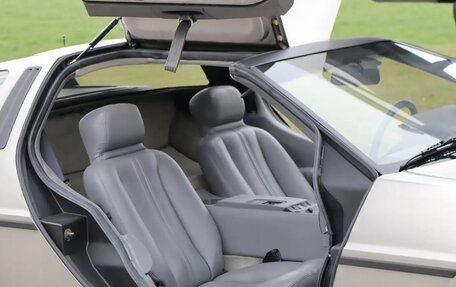 DeLorean DMC-12, 1981 год, 10 700 000 рублей, 10 фотография