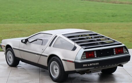 DeLorean DMC-12, 1981 год, 10 700 000 рублей, 7 фотография