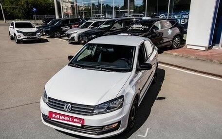 Volkswagen Polo VI (EU Market), 2019 год, 1 200 000 рублей, 3 фотография