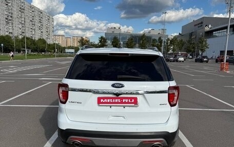 Ford Explorer VI, 2016 год, 2 400 000 рублей, 7 фотография