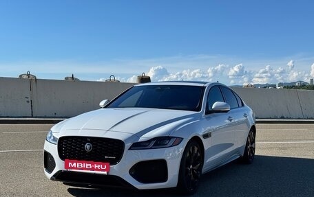Jaguar XF II, 2021 год, 3 600 000 рублей, 3 фотография
