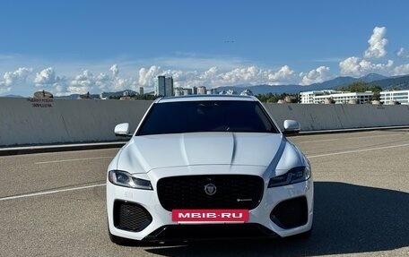 Jaguar XF II, 2021 год, 3 600 000 рублей, 4 фотография