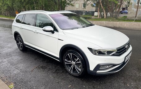 Volkswagen Passat B8 рестайлинг, 2019 год, 3 750 000 рублей, 3 фотография