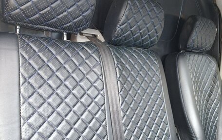 Volkswagen Transporter T5 рестайлинг, 2007 год, 700 000 рублей, 4 фотография