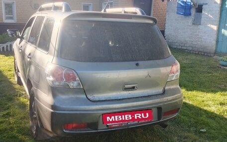 Mitsubishi Outlander III рестайлинг 3, 2003 год, 400 000 рублей, 4 фотография