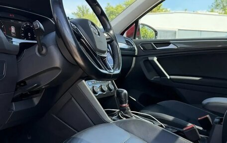 Volkswagen Tiguan II, 2017 год, 2 750 000 рублей, 16 фотография
