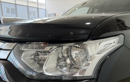 Mitsubishi Outlander III рестайлинг 3, 2014 год, 1 350 000 рублей, 18 фотография