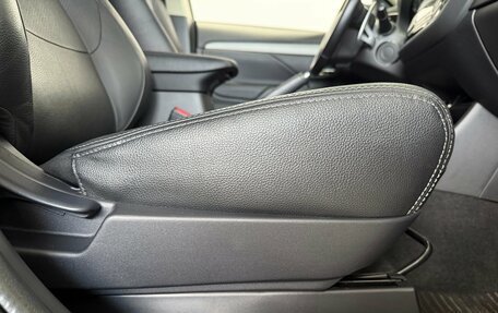 Mitsubishi Outlander III рестайлинг 3, 2014 год, 1 350 000 рублей, 26 фотография