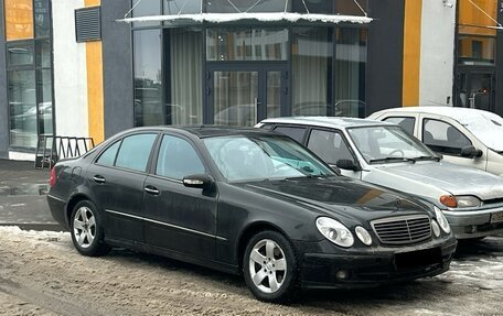 Mercedes-Benz E-Класс, 2002 год, 300 000 рублей, 3 фотография
