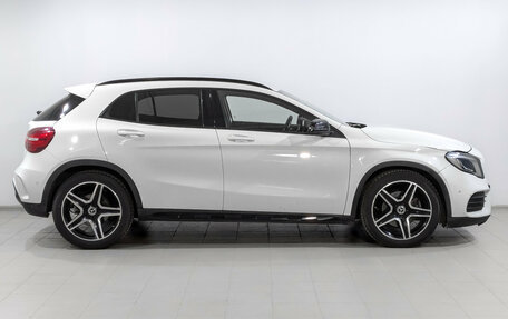 Mercedes-Benz GLA, 2017 год, 2 390 000 рублей, 4 фотография