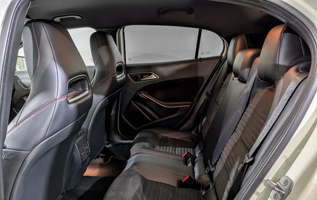 Mercedes-Benz GLA, 2017 год, 2 390 000 рублей, 12 фотография