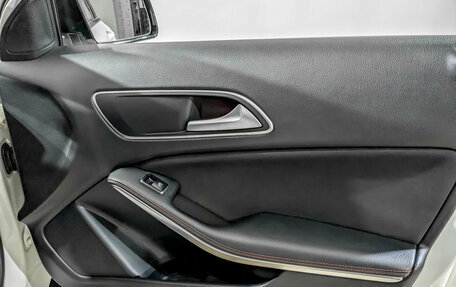 Mercedes-Benz GLA, 2017 год, 2 390 000 рублей, 24 фотография