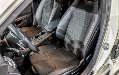 Mercedes-Benz GLA, 2017 год, 2 390 000 рублей, 20 фотография