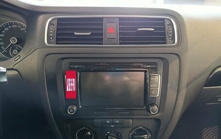 Volkswagen Jetta VI, 2014 год, 999 000 рублей, 10 фотография