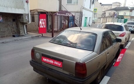 Opel Omega A, 1987 год, 100 000 рублей, 2 фотография